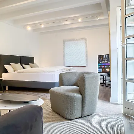 Gutshaus Am Rhein * Ντίσελντορφ